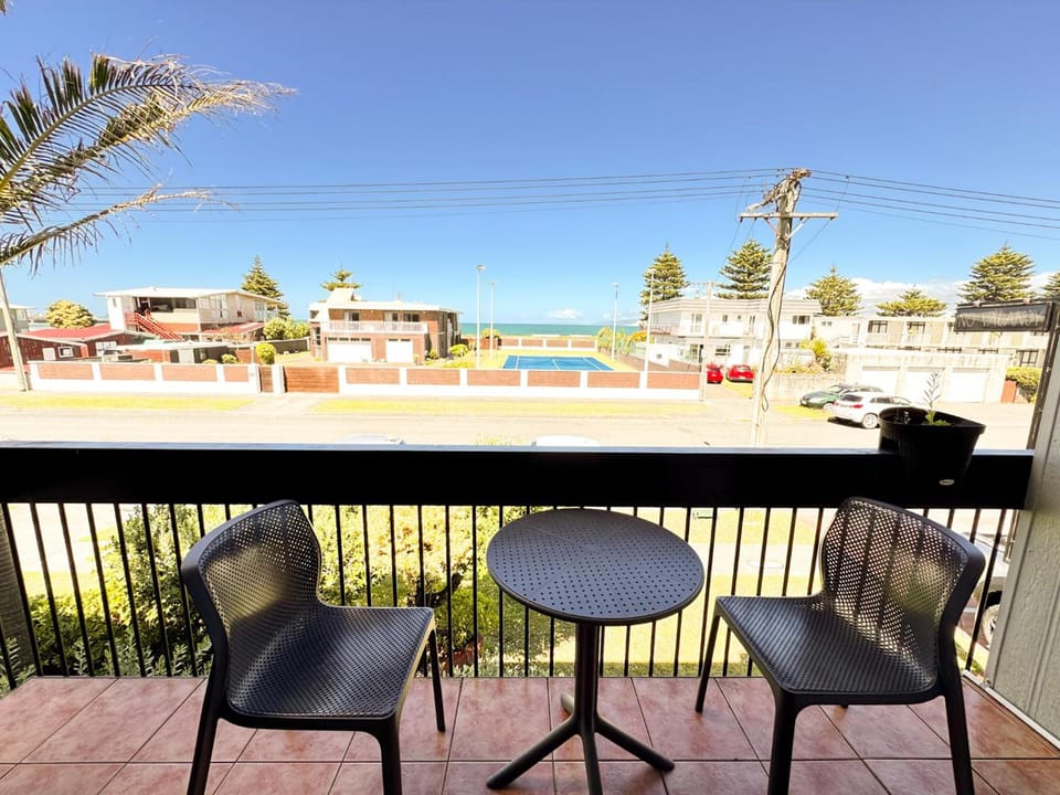 Waikanae Beach Motel Motel in Gisborne