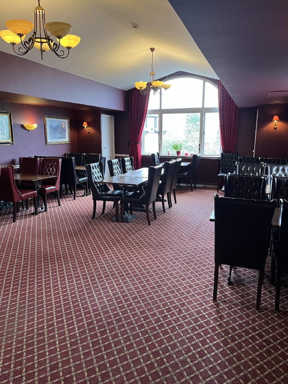 The Punchbowl Inn Inn in Horsham District