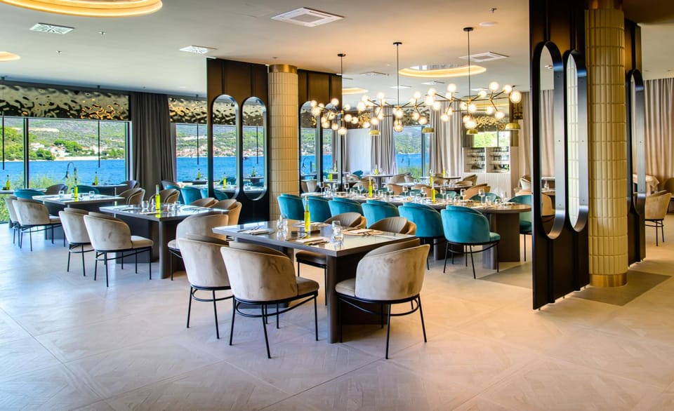 Marinus Beach Hotel Hotel in Šibenik-Knin County, Croatia