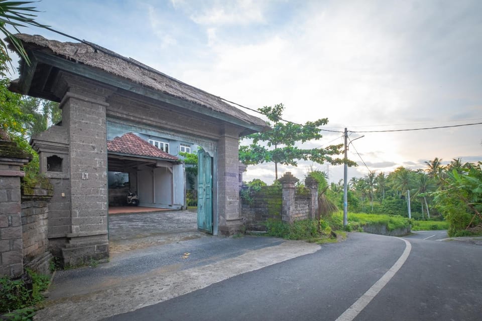 Puri Cili Villa Ubud Hotel in Sukawati