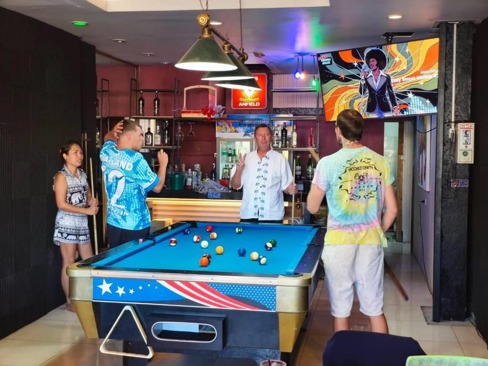 Bar/lounge