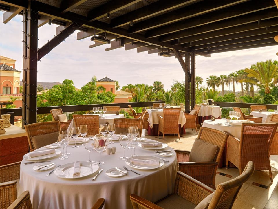 1881 Tenerife Madrigueras Golf Hotel Hotel in Playa de las Americas