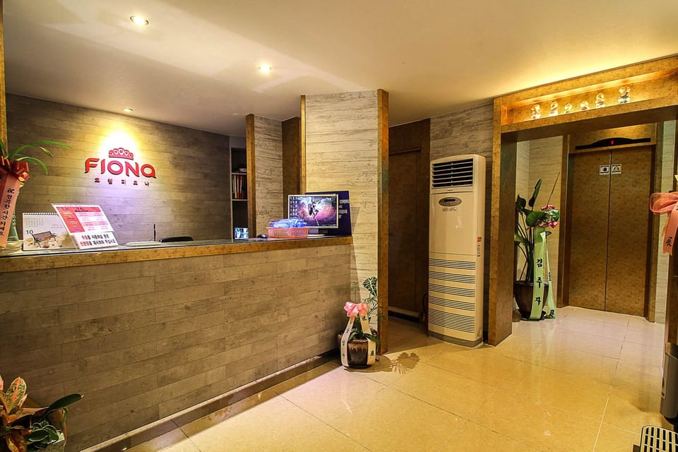 Sinchon Fiona Motel in Seoul