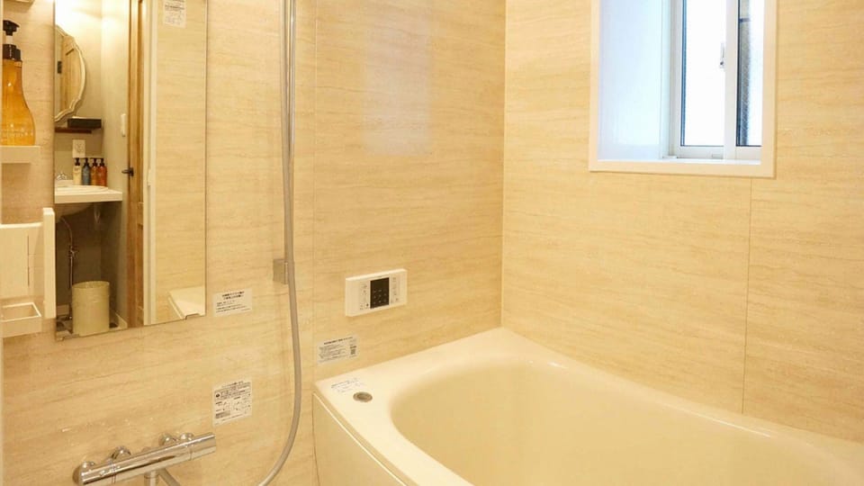 7 Rooms Hotel & Cafe Hotel in Japan