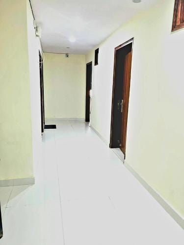 Hotel Crystal Haven Hotel in New Delhi