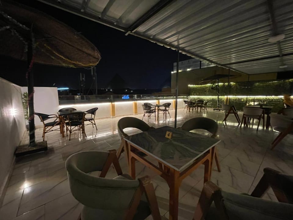 Basha Pyramids inn Hotel in Egypt