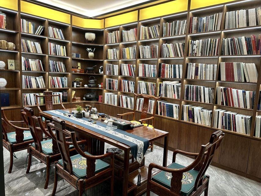 Qi Yun Ge Hotel Hotel in China