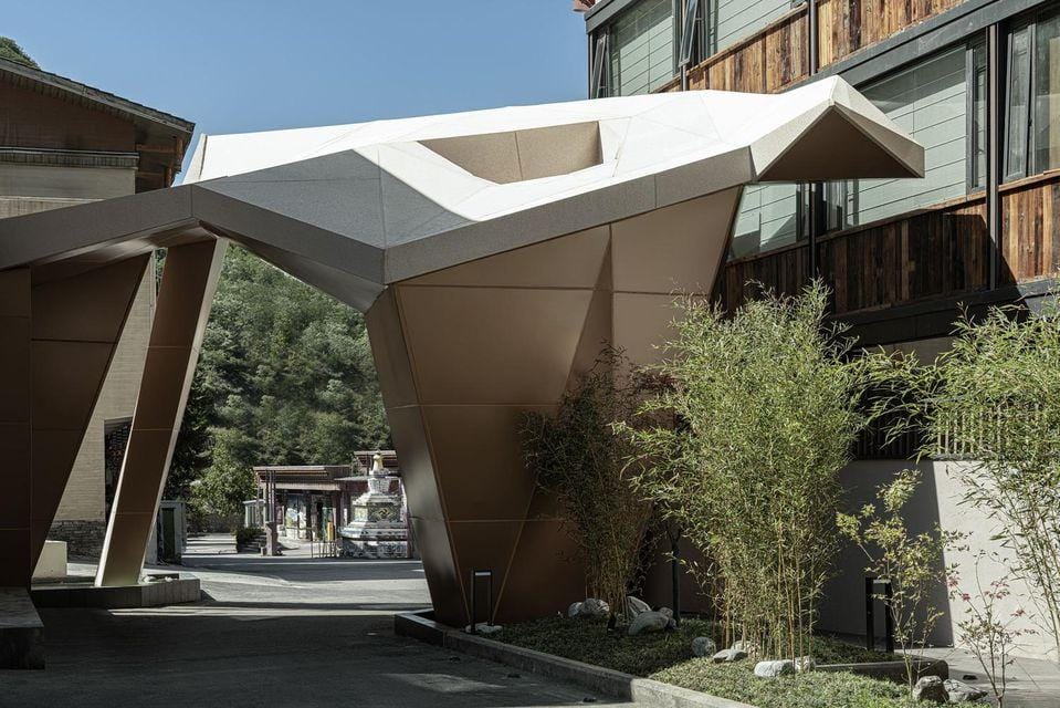 Jiuzhaigou · Dusk Mountain Villa Hotel in Sichuan