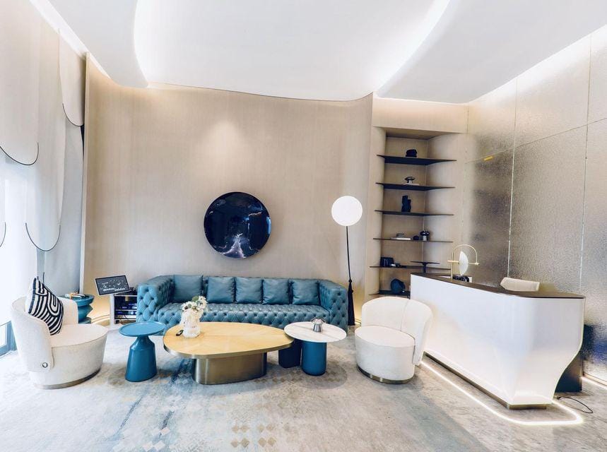 Weili Royal Apartment Hotel in Shenzhen