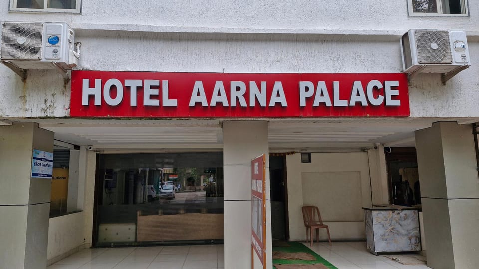 Hotel Aarna Palace  Bed and Breakfast in India