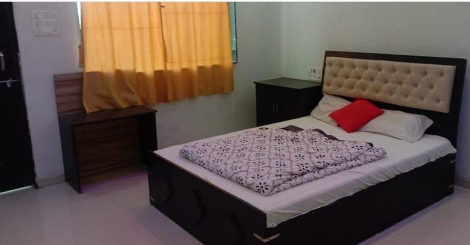 Kaka Ka Lodge Hotel in Karnataka
