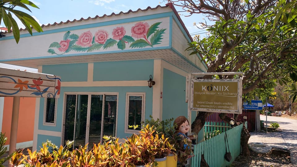 Koniix Maiyok Resort Ko Sichang Resort in Chon Buri Changwat