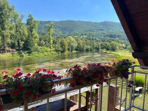 Bed and Breakfast Family Djukic Hotel in Federation of Bosnia and Herzegovina