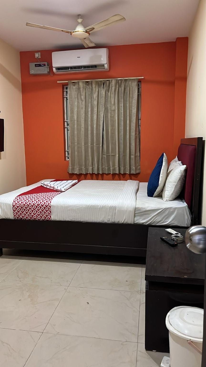 Hotel Sai Crystal Hotel in Bengaluru