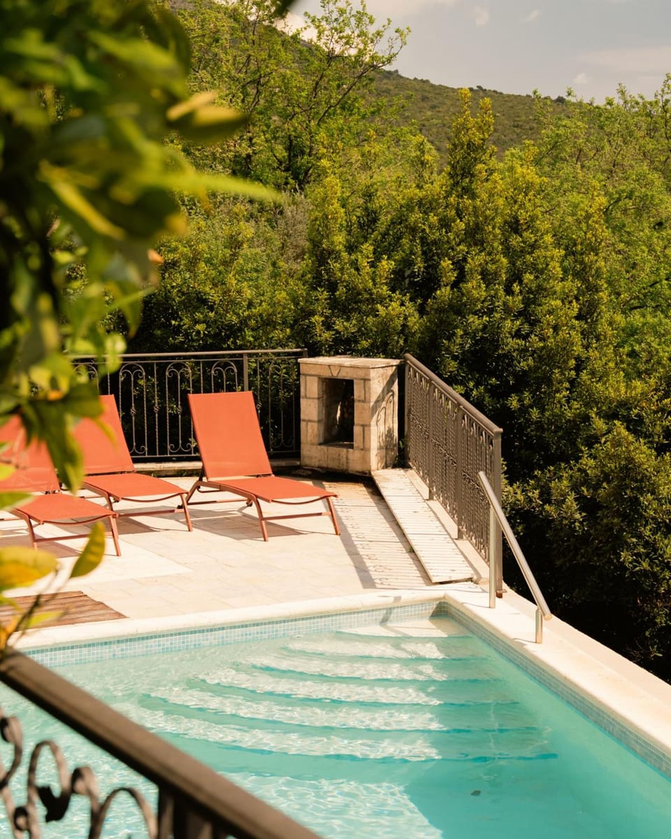 Klinci Village Resort Hotel in Kotor Municipality