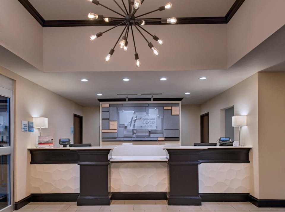 Holiday Inn Express & Suites Austin NW - Four Points By IHG Hotel in Austin