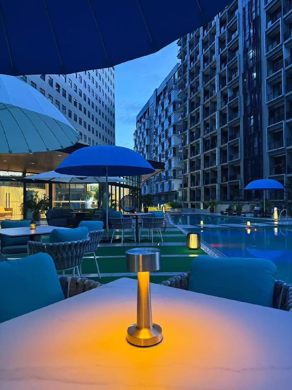 Swimming pool