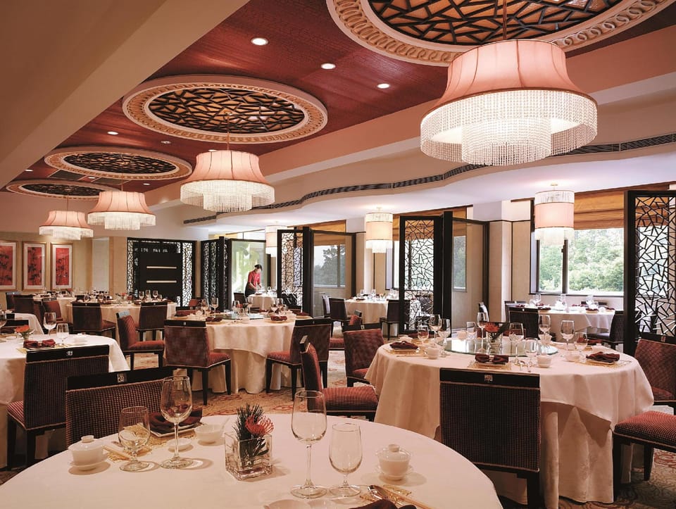 Shangri-La Hangzhou Hotel in Hangzhou