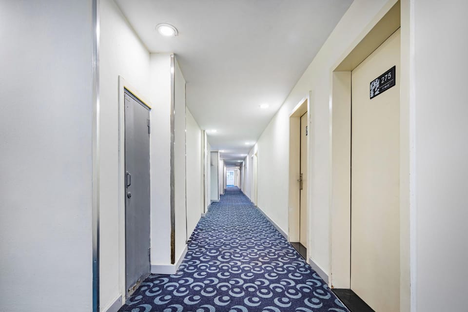 7 Days Inn Chongqing Shiqiaopu Metro Station Computerb Market Hotel in China