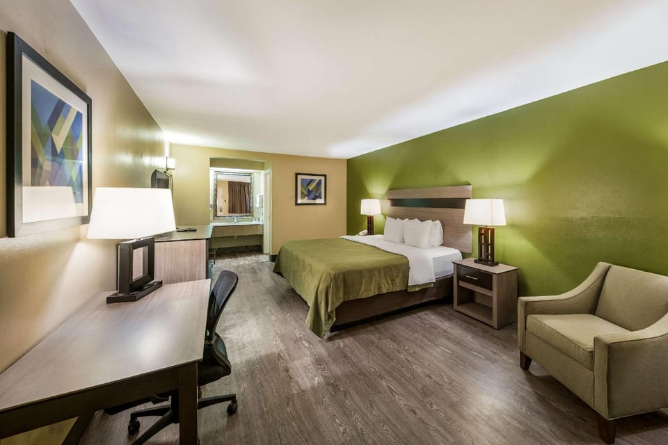Guestroom