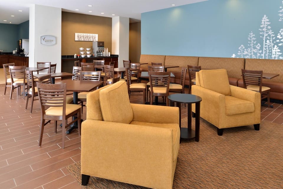 Shared lounge/TV area