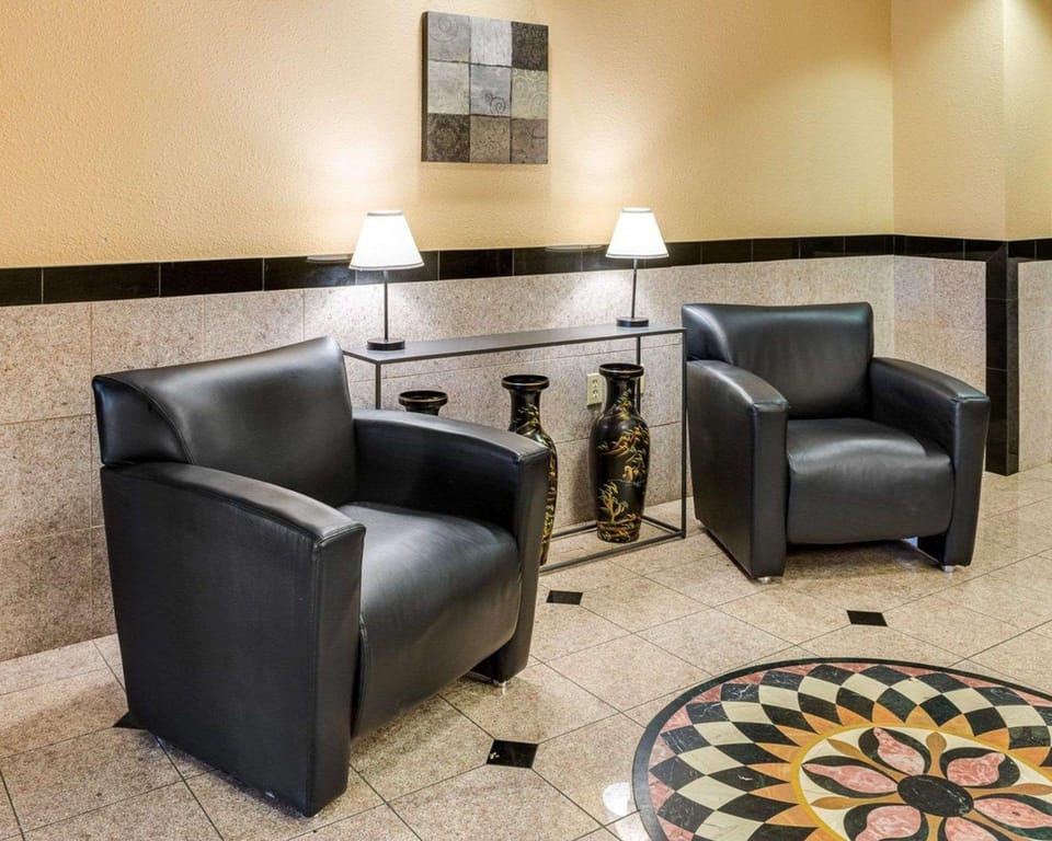 Suburban Studios Avondale Hotel in St John the Baptist Parish, LA, USA