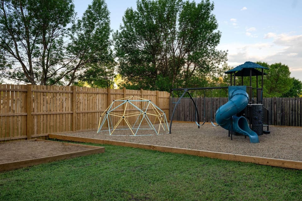 Travelodge Suites by Wyndham Estevan Hotel in Saskatchewan