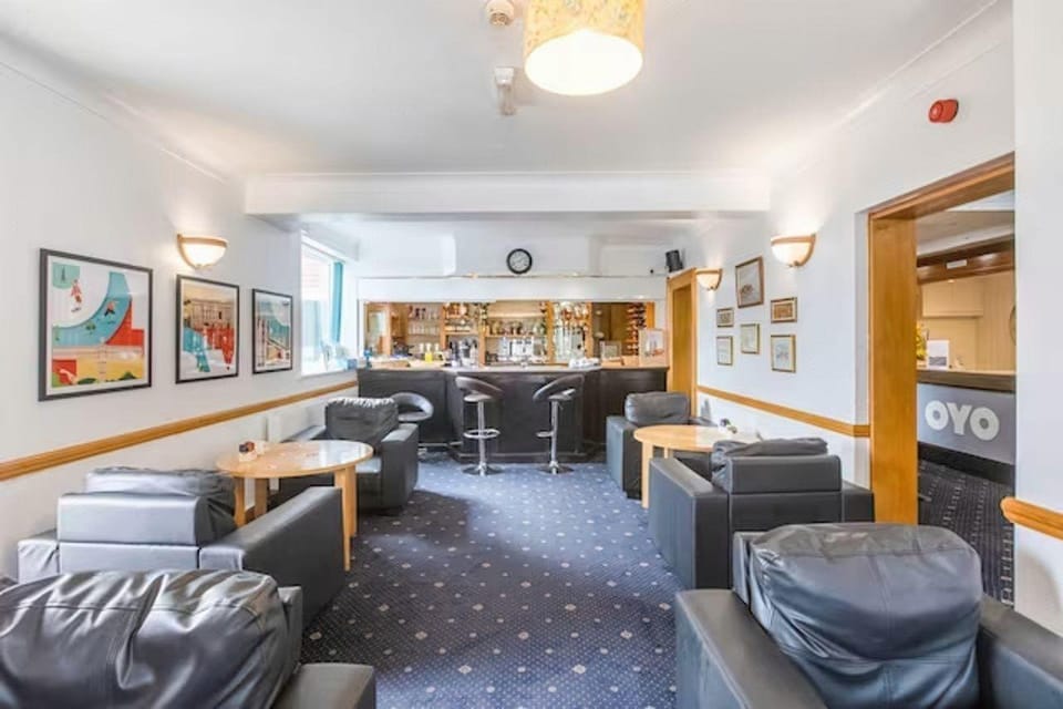 OYO Stade Court Hotel Hotel in Hythe