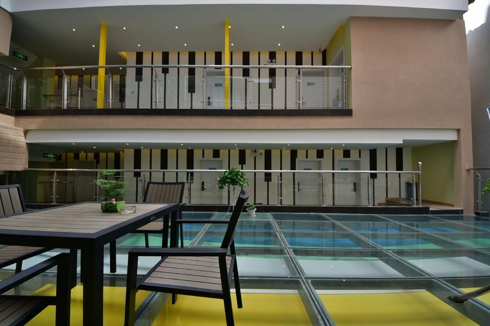Yixin Theme Hotel Hotel in China