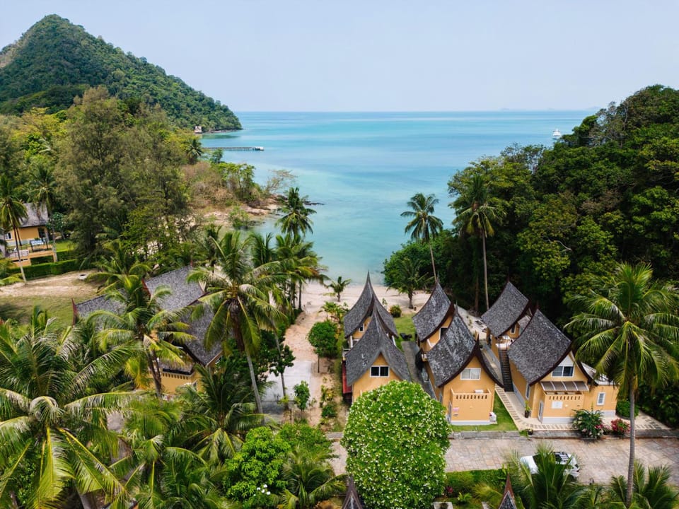 Koh Chang Beach Villas @ Siam Royal View Resort in Ko Chang