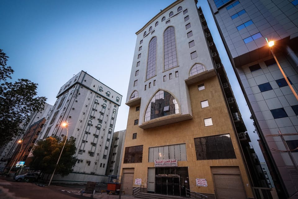 Qasr Alazizia Hotel  Hotel in Mecca