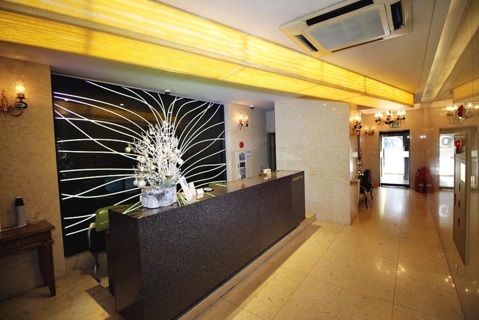 Circle Hotel Seoul Motel in Seoul