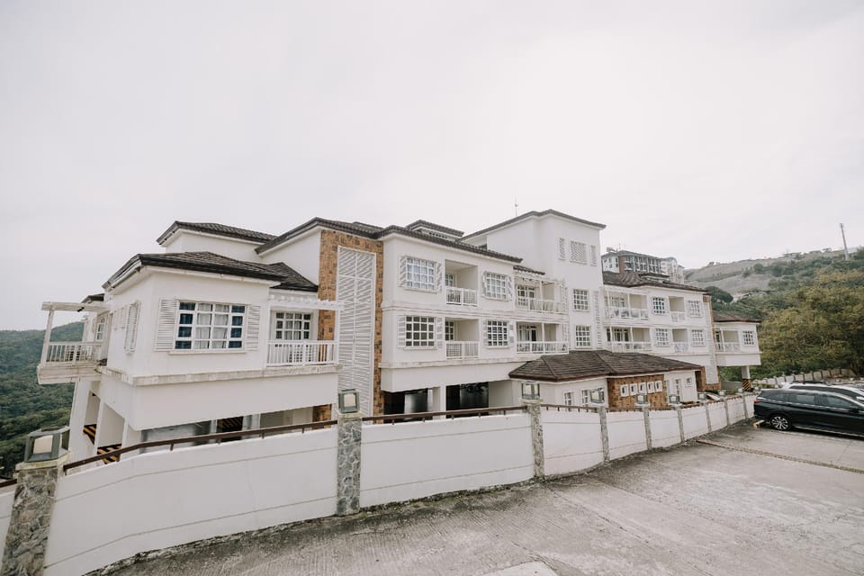 E & J Staycation  Apartment hotel in Calabarzon