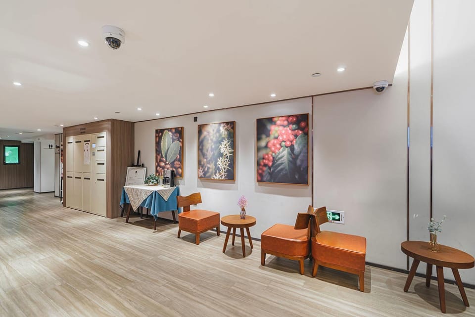 Hi Inn Shanghai Zhongshan Park Branch Hotel in Shanghai