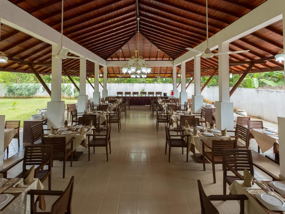 Chenra Hotel Hotel in Uva Province, Sri Lanka