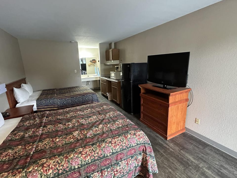 Lodge Inn Extended Stay Hotel in Goldsboro