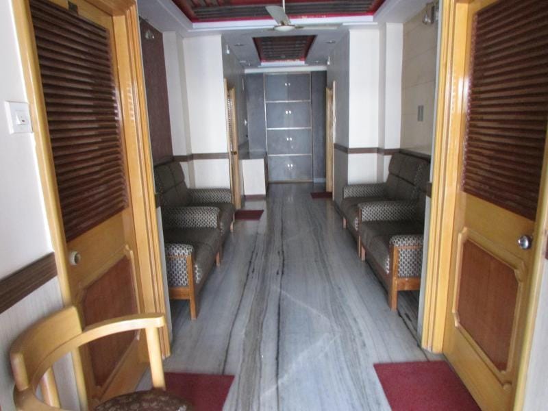 Sremon Inn Inn in Kolkata