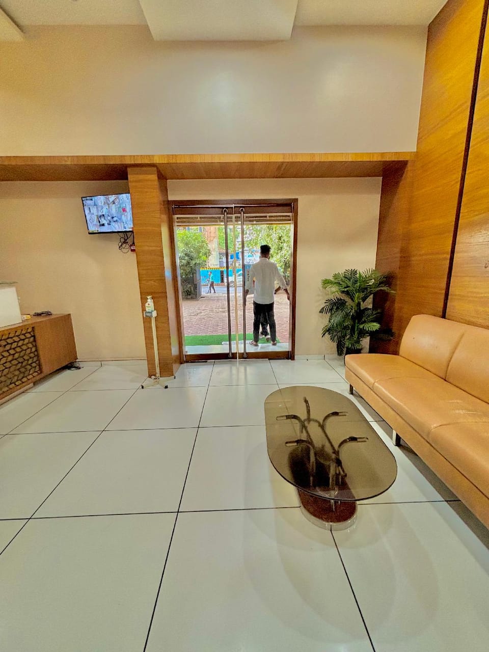 Hotel Neelkamal, Chembur Hotel in Mumbai