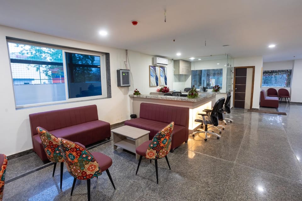 Hotel V Grand Hotel in Hyderabad