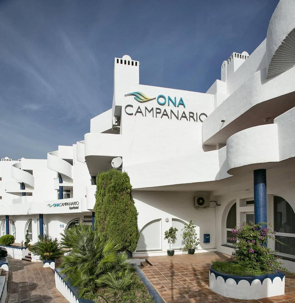 Aparthotel Ona Campanario Hotel in Sitio de Calahonda
