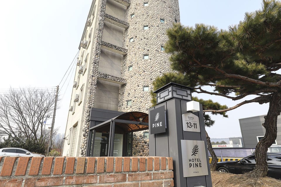 Cheonan Pine Hotel Motel in South Korea