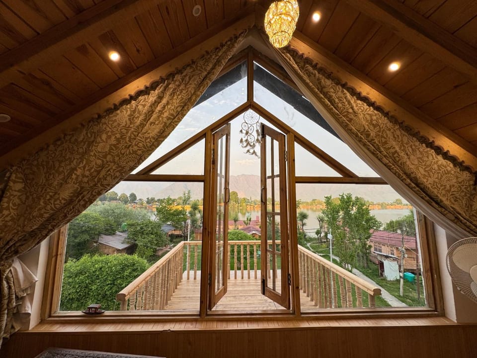 Weather cottage Lodge in India