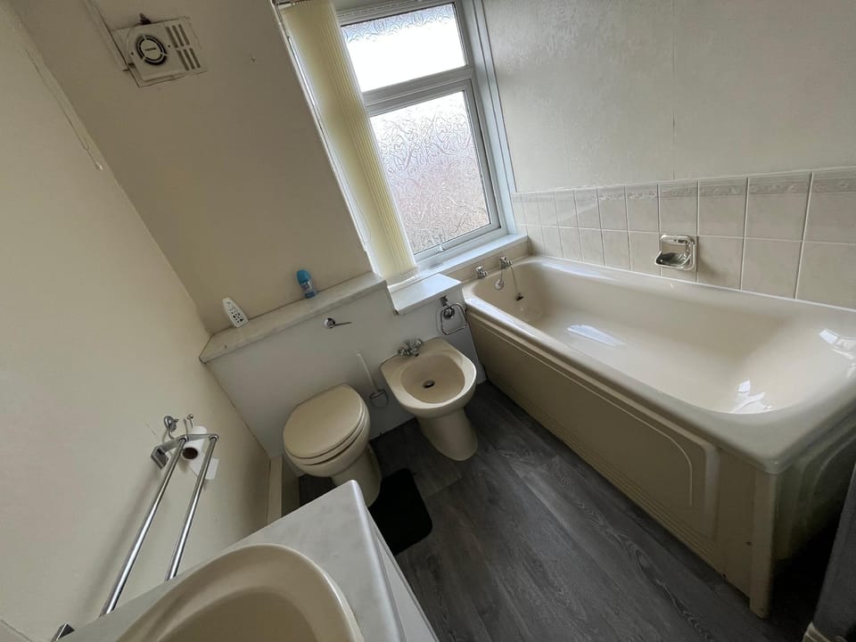 Comfortable King-Size Bed Stay with Breakfast Bed and Breakfast in Sheffield