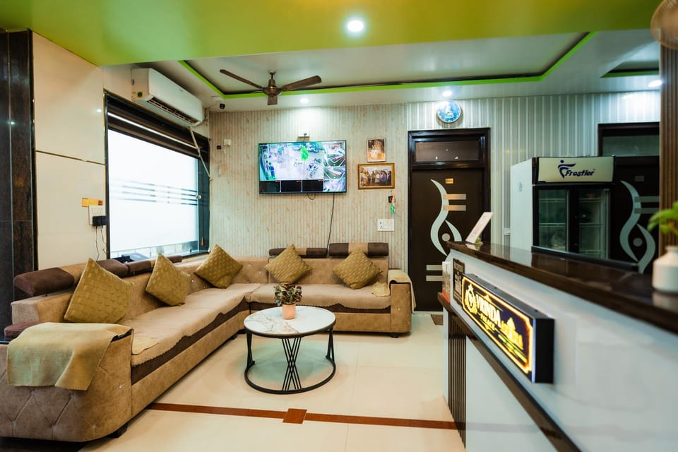 Hotel Vrinda Palace Seva Dham Hotel in Uttar Pradesh