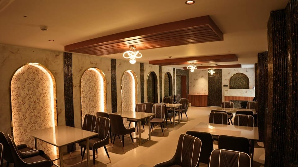 Hotel Regal Crest Hotel in Bhubaneswar