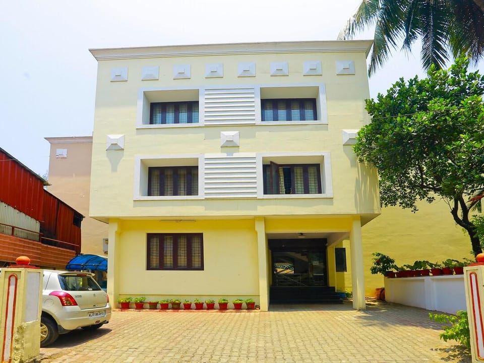 Hotel Equator Hotel in Kochi