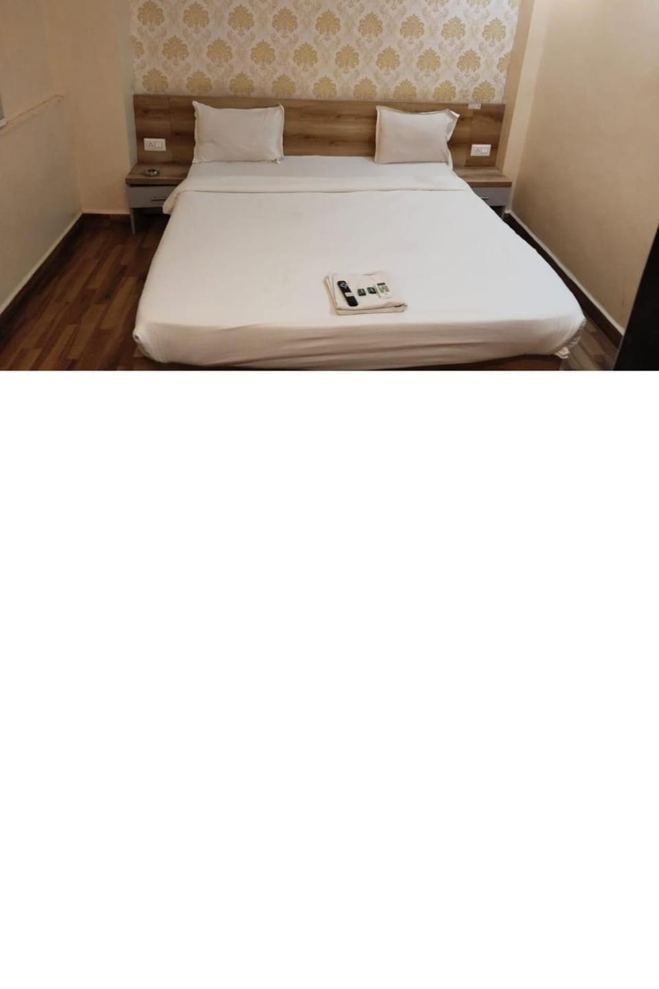 Hotel Tan Square Inn Lodge Hotel in Pune