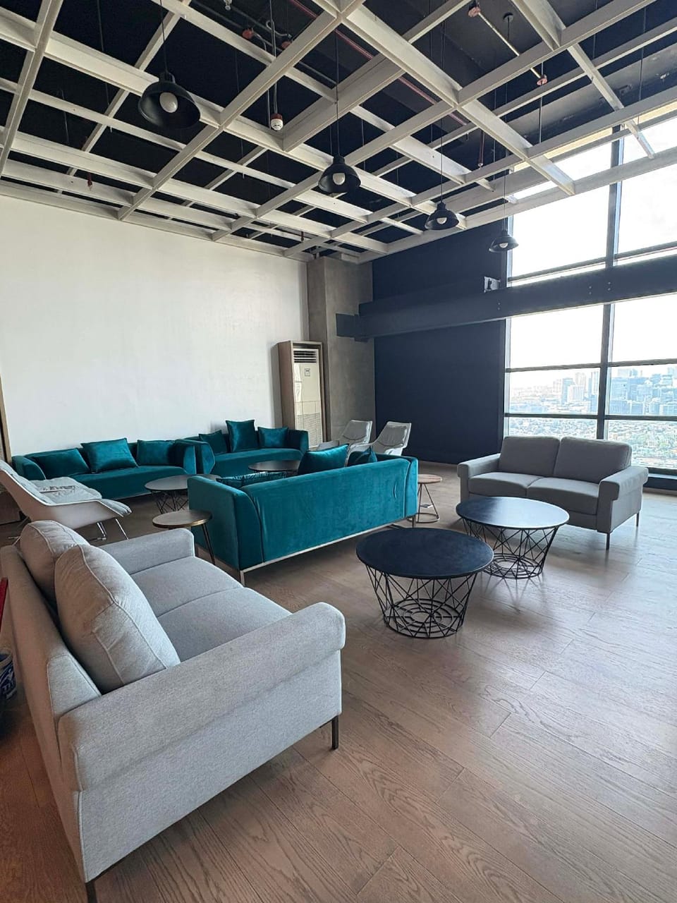 Shared lounge/TV area