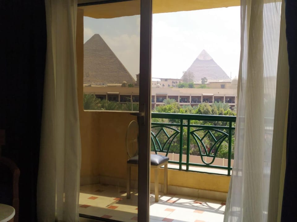 Great pyramids Rooftop view & GEM Hotel in Egypt