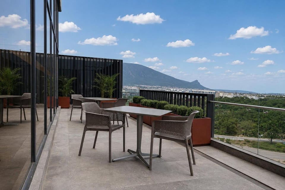 Holiday Inn Express & Suites Monterrey Sendero By IHG Hotel in Monterrey